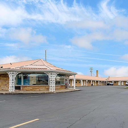 Highway Inn Paris Exterior photo